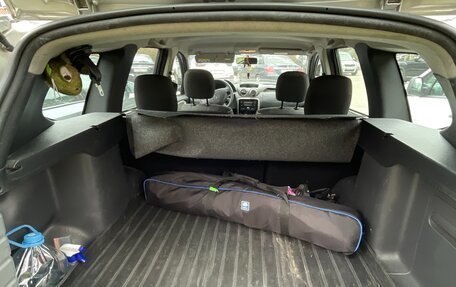 Renault Duster I рестайлинг, 2014 год, 800 000 рублей, 33 фотография