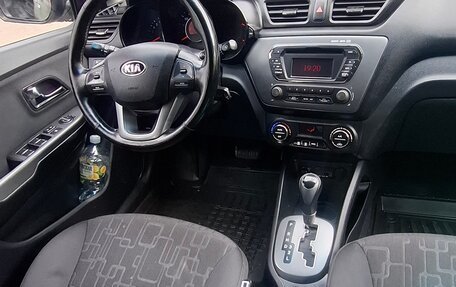 KIA Rio III рестайлинг, 2013 год, 650 000 рублей, 4 фотография