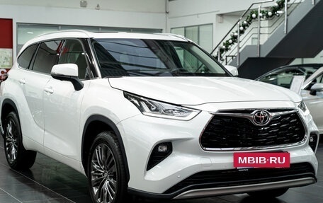 Toyota Highlander, 2025 год, 5 890 000 рублей, 4 фотография