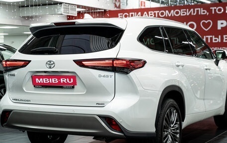 Toyota Highlander, 2025 год, 5 890 000 рублей, 5 фотография