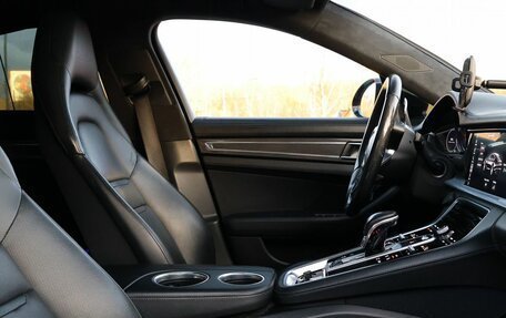 Porsche Panamera II рестайлинг, 2017 год, 8 989 000 рублей, 28 фотография