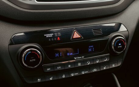 Hyundai Tucson III, 2018 год, 1 595 000 рублей, 15 фотография