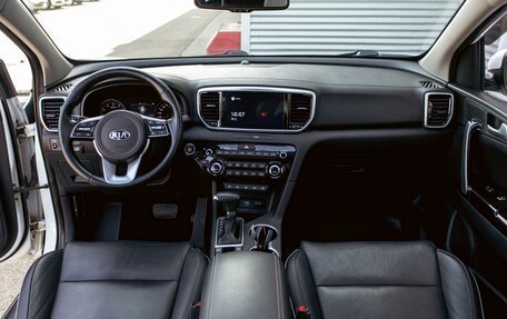 KIA Sportage IV рестайлинг, 2021 год, 2 195 000 рублей, 16 фотография