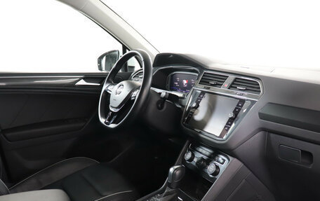 Volkswagen Tiguan II, 2020 год, 3 349 000 рублей, 9 фотография