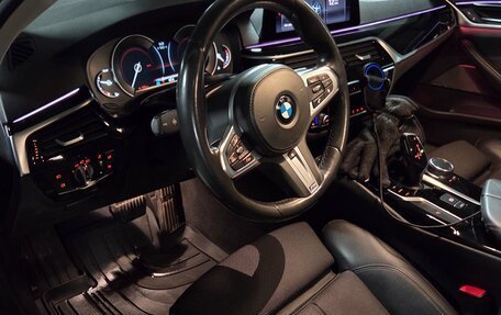 BMW 5 серия, 2019 год, 4 000 000 рублей, 17 фотография