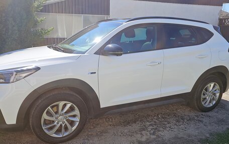 Hyundai Tucson III, 2020 год, 3 000 000 рублей, 2 фотография