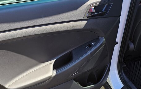 Hyundai Tucson III, 2020 год, 3 000 000 рублей, 12 фотография