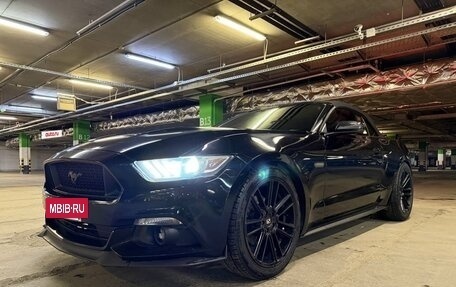 Ford Mustang VI рестайлинг, 2015 год, 2 049 000 рублей, 6 фотография