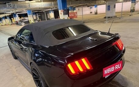 Ford Mustang VI рестайлинг, 2015 год, 2 049 000 рублей, 2 фотография