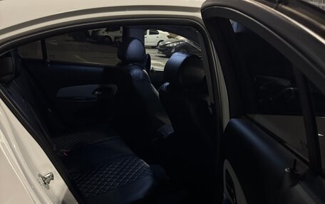 Chevrolet Cruze II, 2013 год, 880 000 рублей, 6 фотография