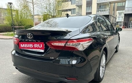 Toyota Camry, 2018 год, 2 830 000 рублей, 7 фотография