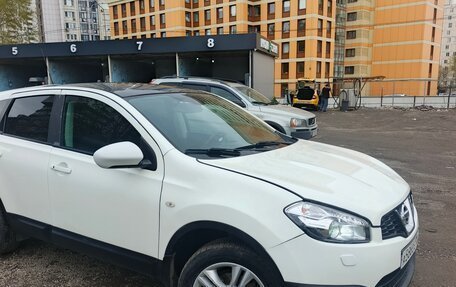 Nissan Qashqai, 2010 год, 870 000 рублей, 2 фотография