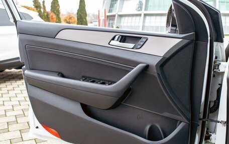 Hyundai Sonata VII, 2019 год, 1 665 000 рублей, 12 фотография