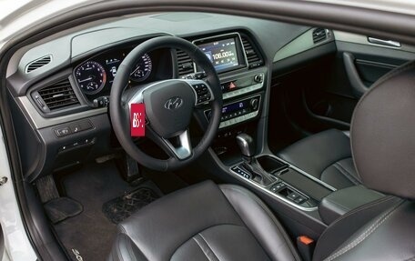 Hyundai Sonata VII, 2019 год, 1 665 000 рублей, 13 фотография