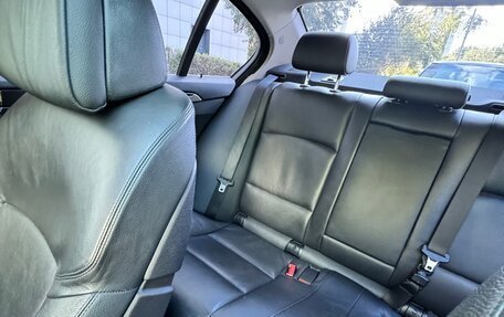 BMW 5 серия, 2011 год, 1 750 000 рублей, 3 фотография