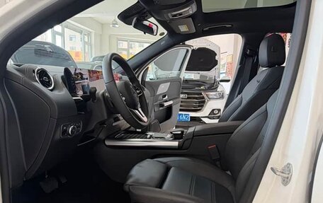 Mercedes-Benz GLA, 2023 год, 3 200 000 рублей, 8 фотография