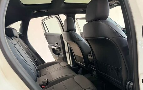 Mercedes-Benz GLA, 2023 год, 3 200 000 рублей, 21 фотография