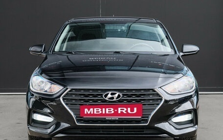 Hyundai Solaris II рестайлинг, 2018 год, 1 400 000 рублей, 2 фотография