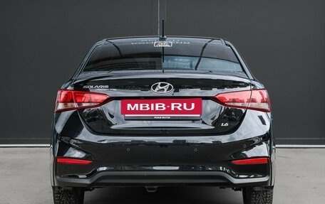 Hyundai Solaris II рестайлинг, 2018 год, 1 400 000 рублей, 5 фотография