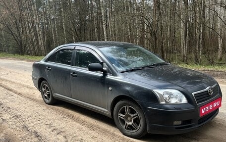 Toyota Avensis III рестайлинг, 2003 год, 430 000 рублей, 5 фотография