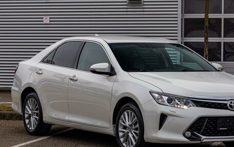 Toyota Camry, 2017 год, 1 755 000 рублей, 7 фотография