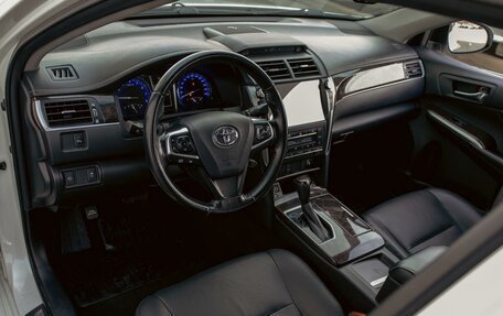 Toyota Camry, 2017 год, 1 755 000 рублей, 13 фотография