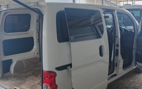 Nissan NV200, 2015 год, 1 500 000 рублей, 12 фотография