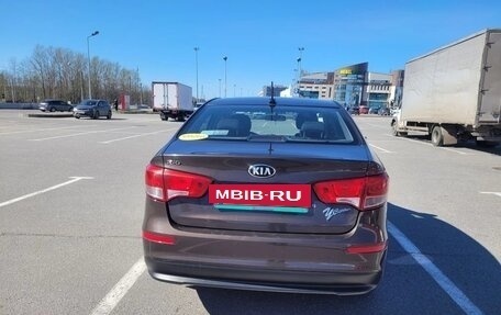 KIA Rio III рестайлинг, 2017 год, 950 000 рублей, 5 фотография