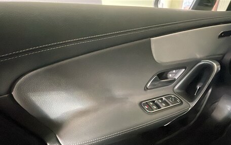 Mercedes-Benz A-Класс, 2020 год, 3 300 000 рублей, 8 фотография