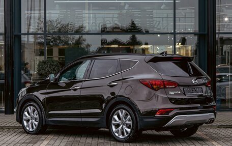 Hyundai Santa Fe III рестайлинг, 2018 год, 1 955 000 рублей, 4 фотография