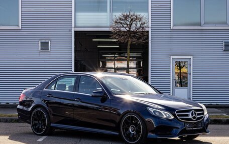 Mercedes-Benz E-Класс, 2015 год, 1 695 000 рублей, 3 фотография