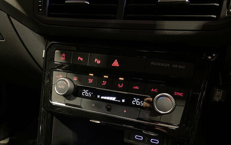 Volkswagen T-Cross I, 2021 год, 1 800 000 рублей, 13 фотография