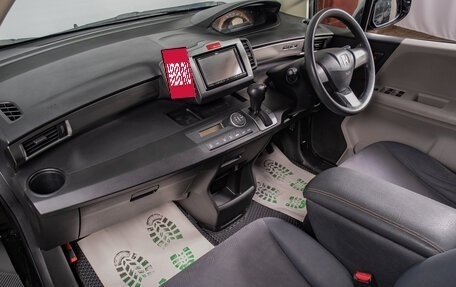 Honda Freed I, 2009 год, 1 139 000 рублей, 16 фотография