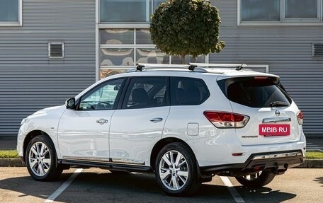 Nissan Pathfinder, 2016 год, 1 295 000 рублей, 4 фотография