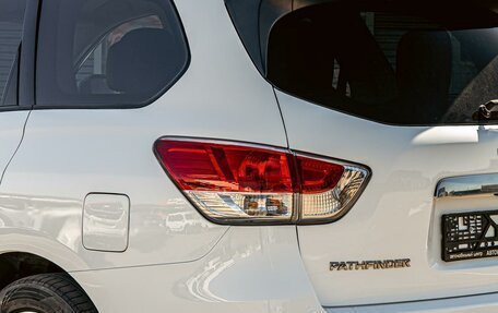 Nissan Pathfinder, 2016 год, 1 295 000 рублей, 10 фотография