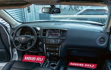Nissan Pathfinder, 2016 год, 1 295 000 рублей, 16 фотография