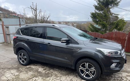 Ford Kuga III, 2018 год, 1 599 000 рублей, 32 фотография