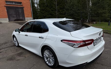 Toyota Camry, 2019 год, 2 900 000 рублей, 3 фотография