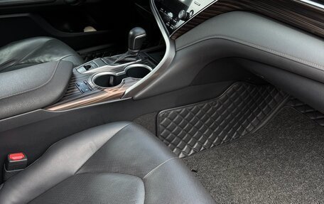 Toyota Camry, 2019 год, 2 900 000 рублей, 12 фотография