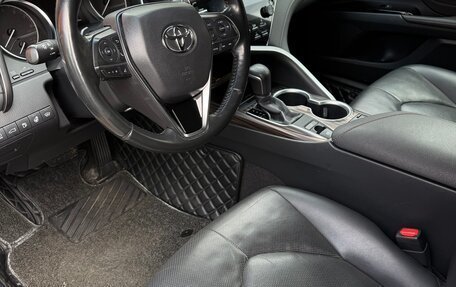 Toyota Camry, 2019 год, 2 900 000 рублей, 9 фотография