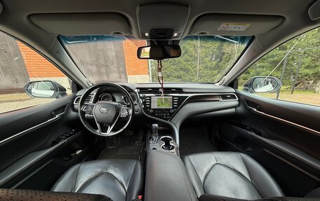 Toyota Camry, 2019 год, 2 900 000 рублей, 6 фотография