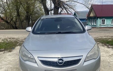Opel Astra J, 2012 год, 690 000 рублей, 1 фотография
