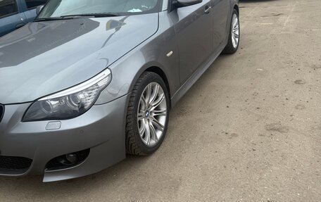 BMW 5 серия, 2007 год, 1 450 000 рублей, 3 фотография