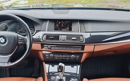BMW 5 серия, 2015 год, 1 900 000 рублей, 9 фотография
