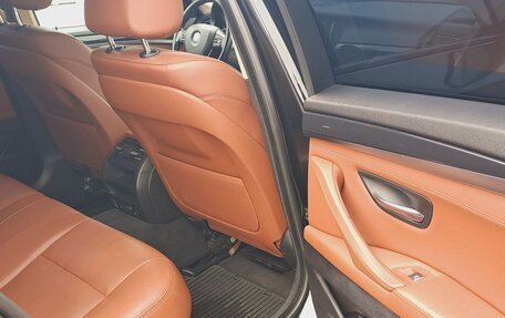 BMW 5 серия, 2015 год, 1 900 000 рублей, 12 фотография