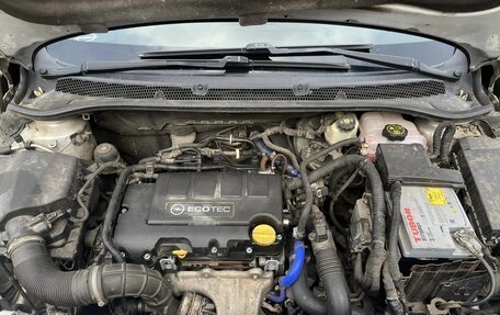 Opel Astra J, 2012 год, 690 000 рублей, 9 фотография