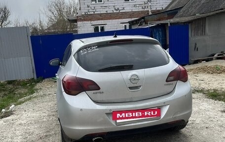Opel Astra J, 2012 год, 690 000 рублей, 3 фотография