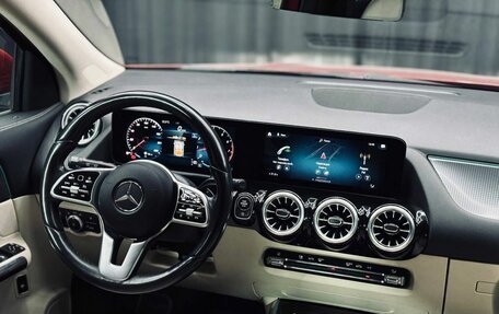 Mercedes-Benz GLA, 2021 год, 2 690 000 рублей, 12 фотография