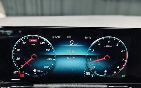 Mercedes-Benz GLA, 2021 год, 2 690 000 рублей, 13 фотография