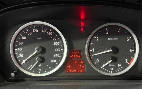 BMW 5 серия, 2004 год, 735 000 рублей, 12 фотография